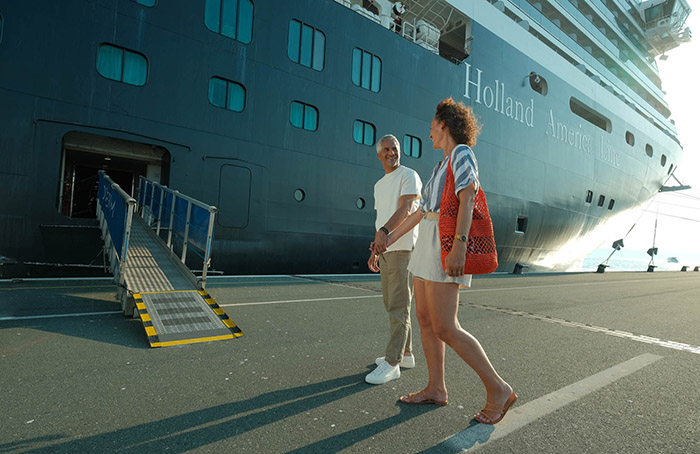 Header fly-cruise-hal
