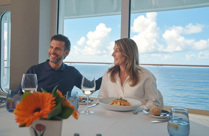 Header wave-campagne-holland-america-line